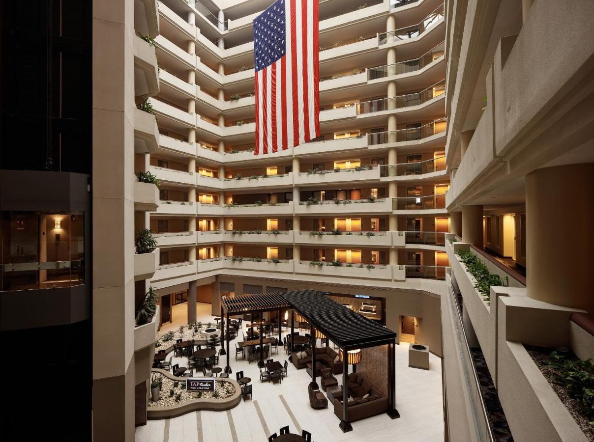 Embassy Suites by Hilton Crystal City